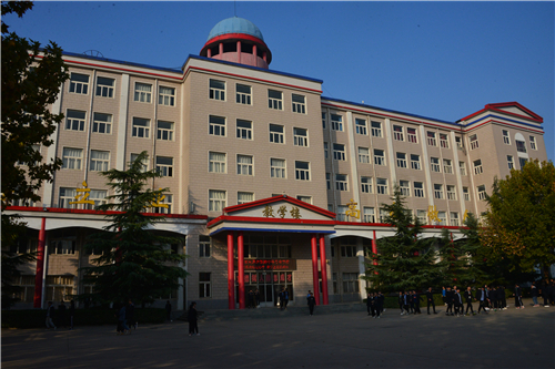 教學(xué)樓.JPG